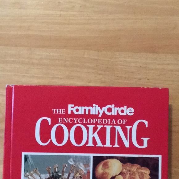 Thanksgiving Vibes The Family Circle Encyclopedia of Cooking - Picture 8 of 14